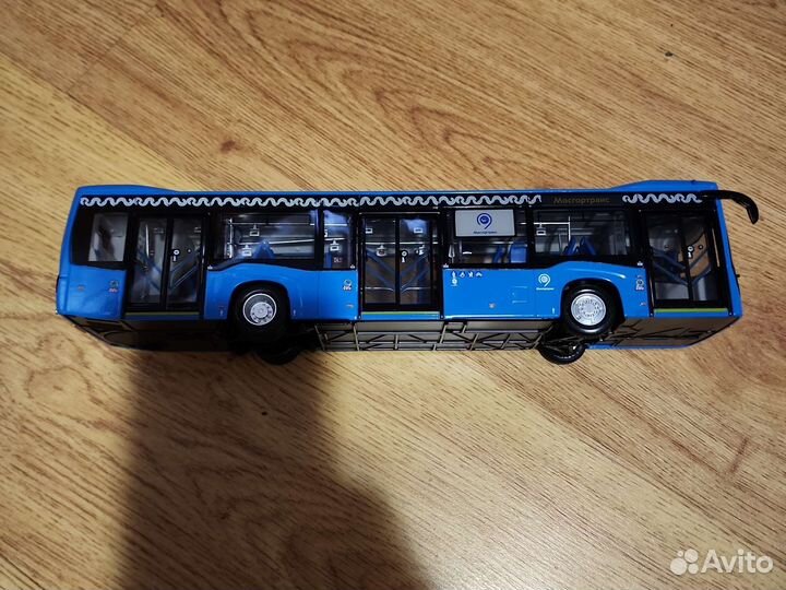Моделиь 1:43 автобусы Камаз новый