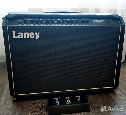 Комбоусилитель Laney LV300 twin tube enabled,120Вт