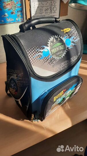 Школьный рюкзак