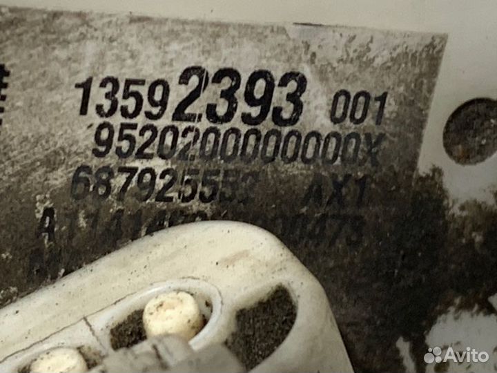 Датчик уровня топлива Opel Mokka A14NET 2014