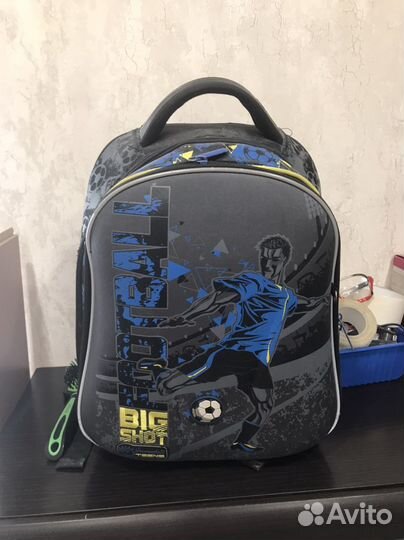 Школьный рюкзак hummingbird