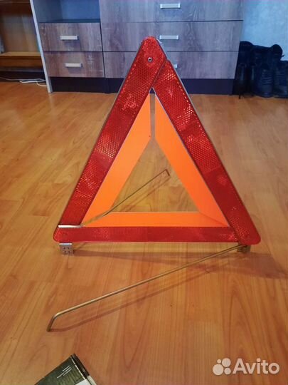 Знак аварийной остановки