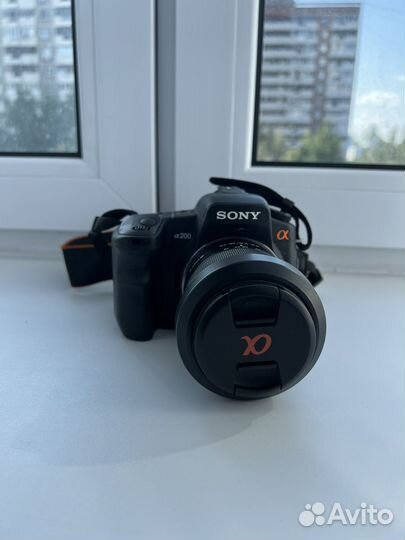 Зеркальный фотоаппарат sony a-200