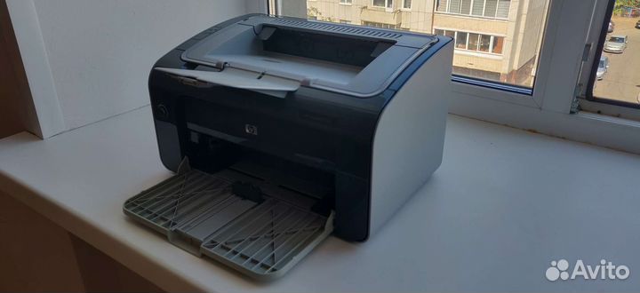 Принтер HP laserjet p1102s