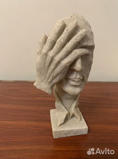 Статуэтка бюст