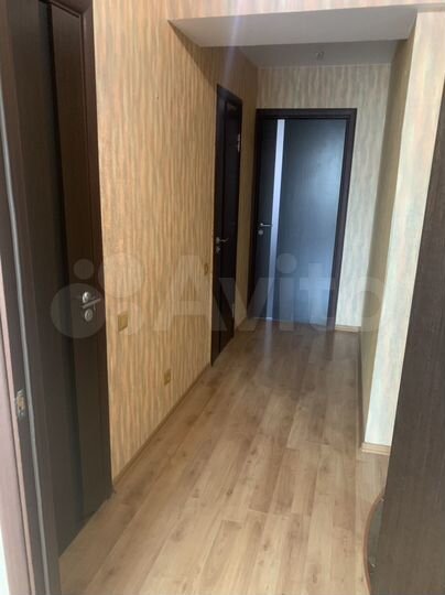 2-к. квартира, 63 м², 8/10 эт.