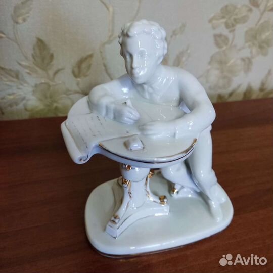 Статуэтка Пушкин А.С, лфз
