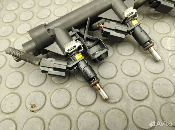 Рампа топливная Peugeot 208 A9 EP6C 1.6 VTI 5F01