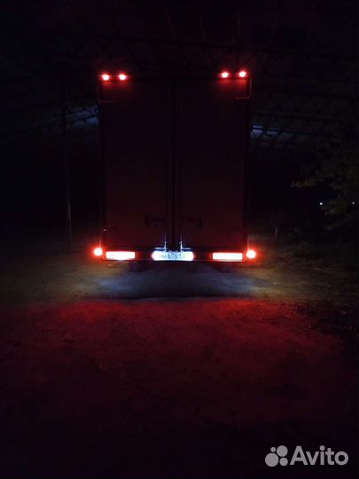 Прицеп легковой двухосный