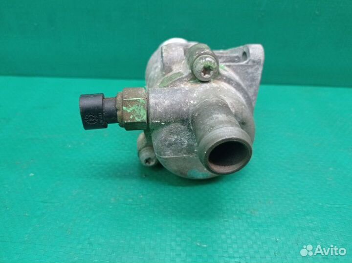 Термостат Лада Гранта седан 11186 2018