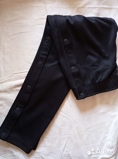 Спортивные штаны adidas на кнопках, S-M