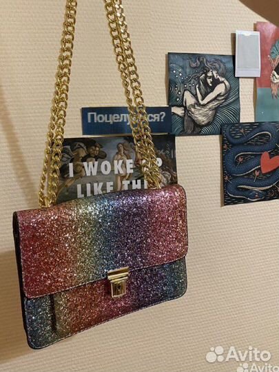 Сумка блесятщая на цепочке в стиле y2k