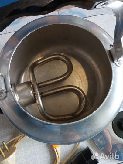 Чайник электрический, нержавейка, новый 2 л