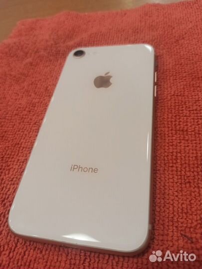 iPhone 8, 64 ГБ