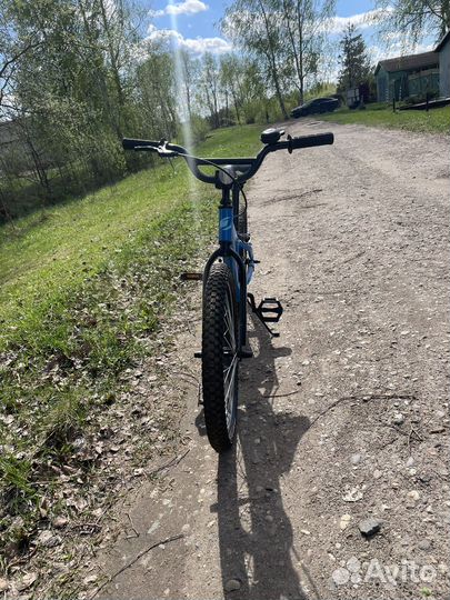 Прогулочный велосипед Jamis laser 2.0