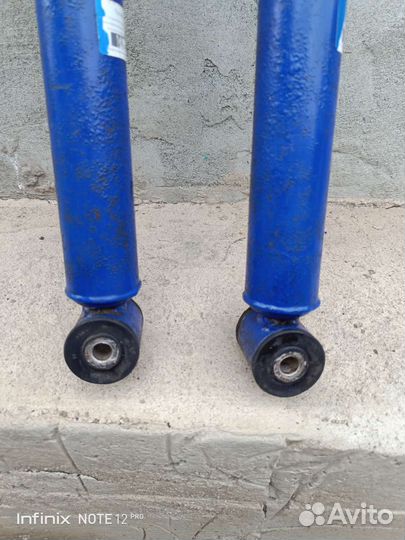 Задние стойки ваз 2109