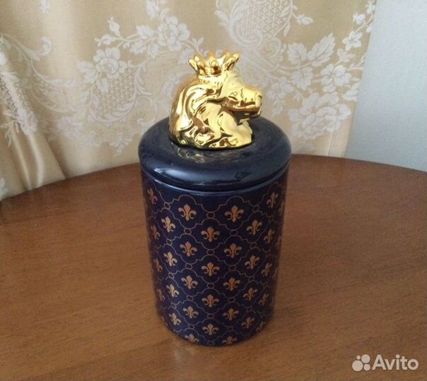 Банка фаянсовая