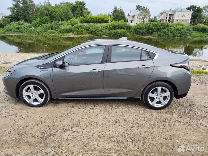 Chevrolet Volt 1.5 CVT, 2017, 43 300 км