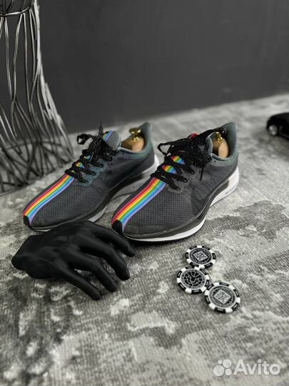 Кроссовки мужские