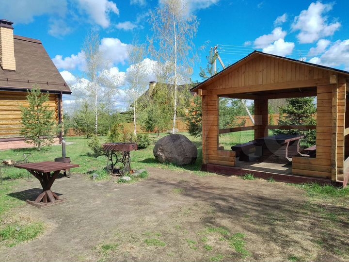 Дом 300 м² на участке 2 га