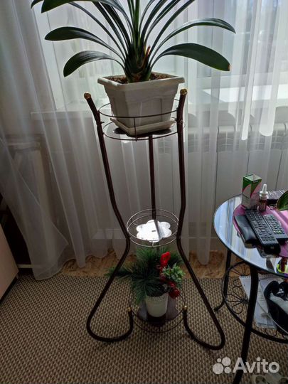 Подставка для цветов