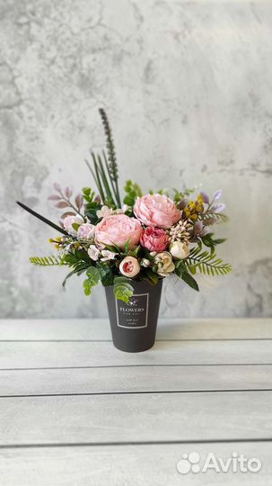 Композиции из искусственных цветов