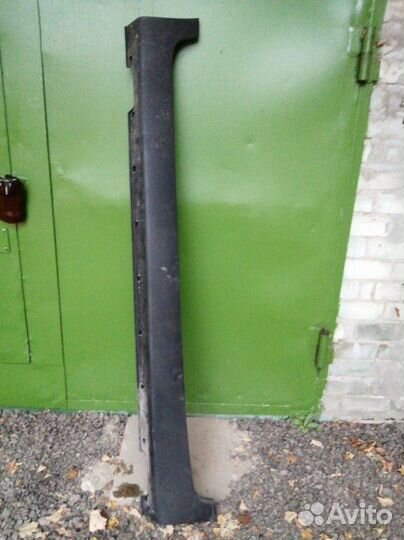 Накладка порога наружняя левая Kia Sportage 2010+