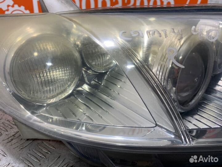 Фара передняя правая Toyota Camry ACV40