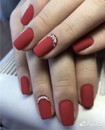 Маникюр наращивание