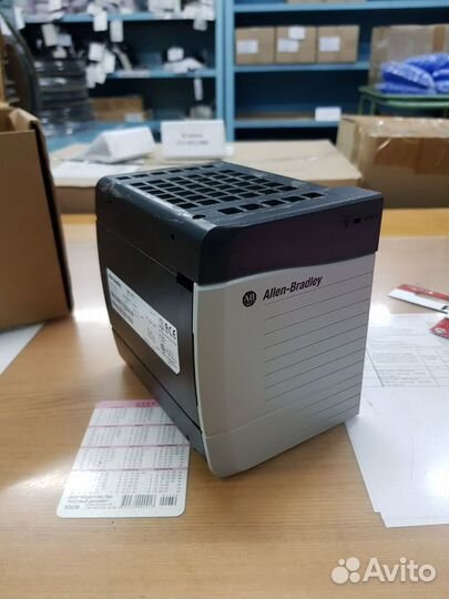 Блок питания Allen Bradley 1756 -PA72/С