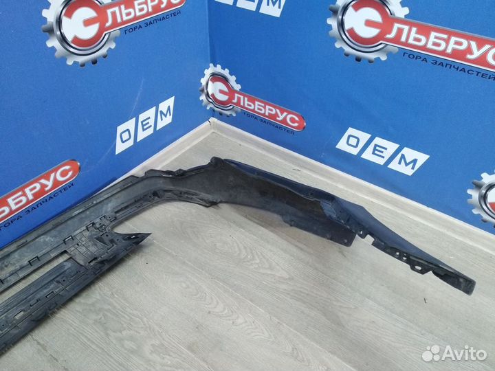 Бампер задний Hyundai Grand Santa Fe 3 Д8 2013