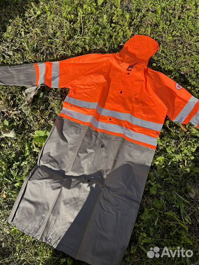 Плащ женский 48 50 новый