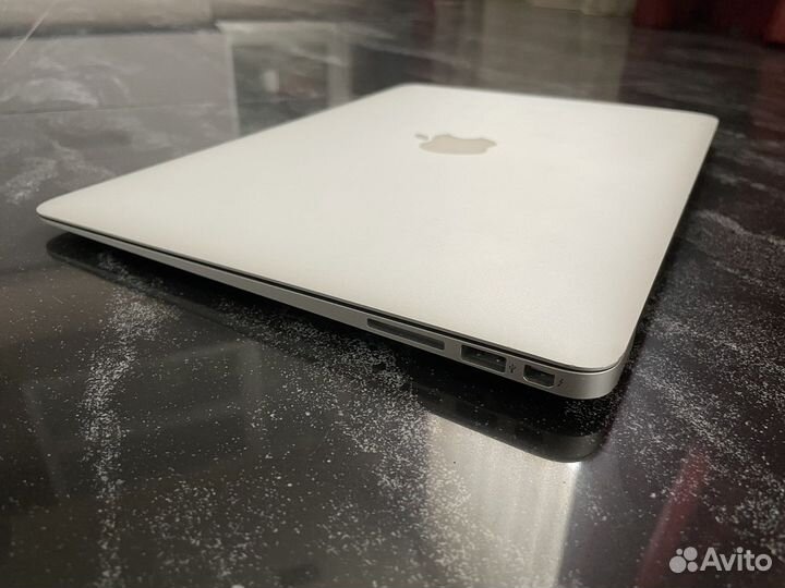 Macbook air 13 i7