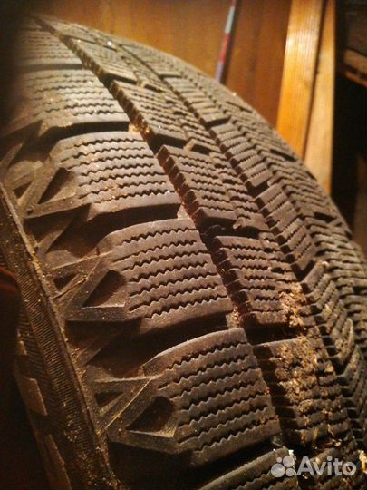 Hankook Winter I'Cept Evo 215/60 R16