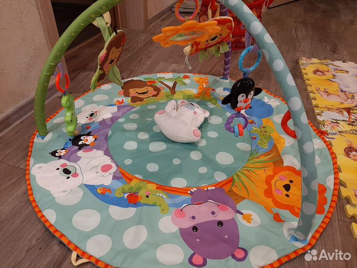 Развивающий коврик