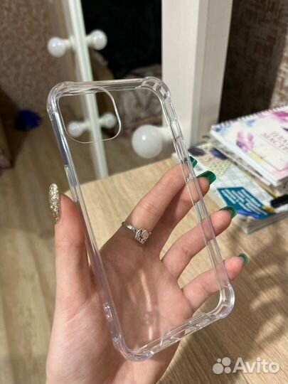 Чехол на iPhone 13