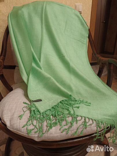 Шарфы палантины.3 шт.Новые. Большие