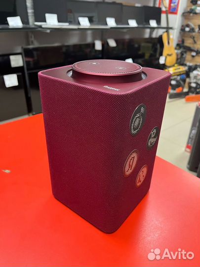 Умная колонка Яндекс станция Макс с Алисой