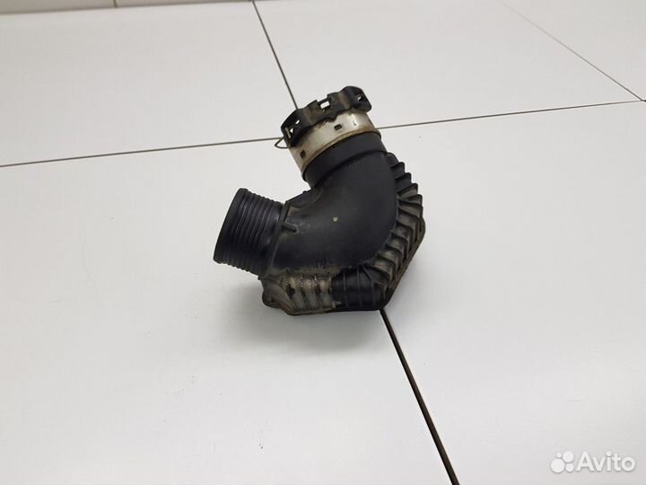 Патрубок (Geely Coolray)