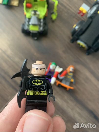 Lego 76180 Бэтмен против Джокера