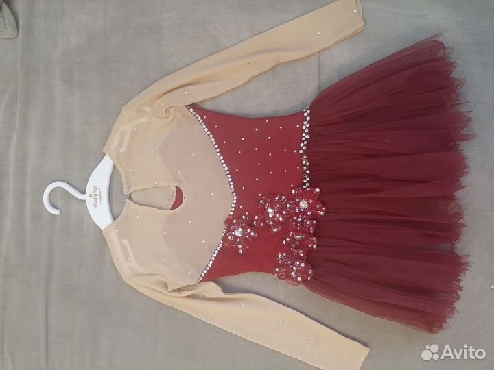 Платье для выступлений фигурное катание