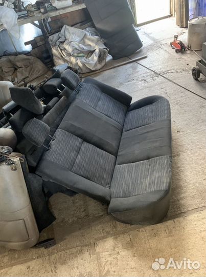 Заднее сиденье диван задний Renault Logan рестайли