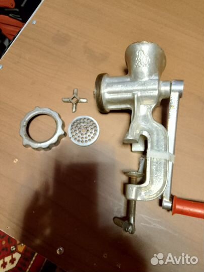 Мясорубка ручная СССР чугунная