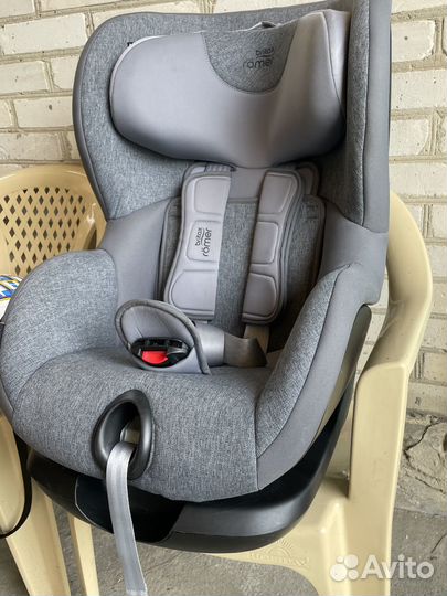 Автокресло Britax Romer trifix2 i-size серый