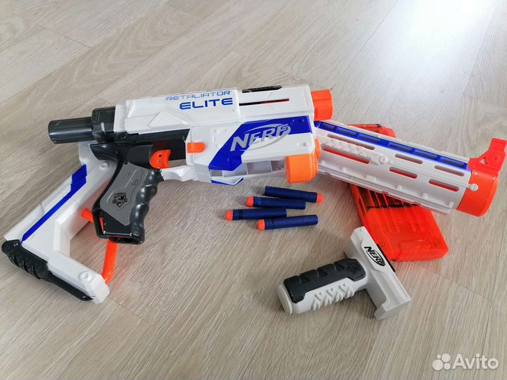 Бластер nerf
