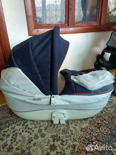 Прогулочная коляска 3в1