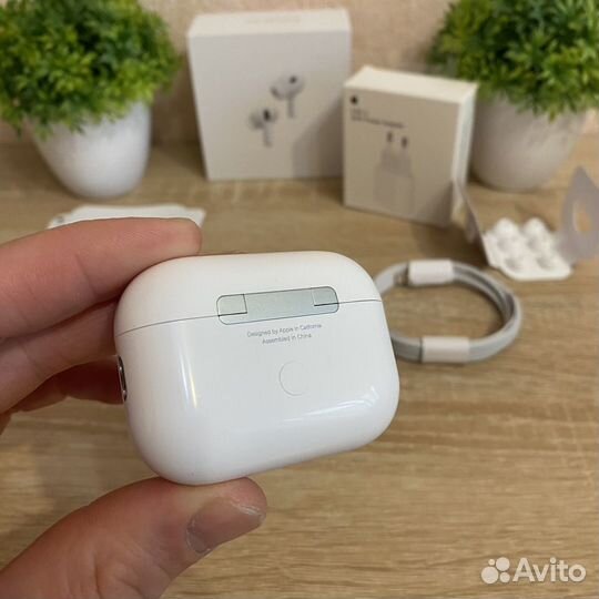 Airpods Pro 2 + блок 20 w