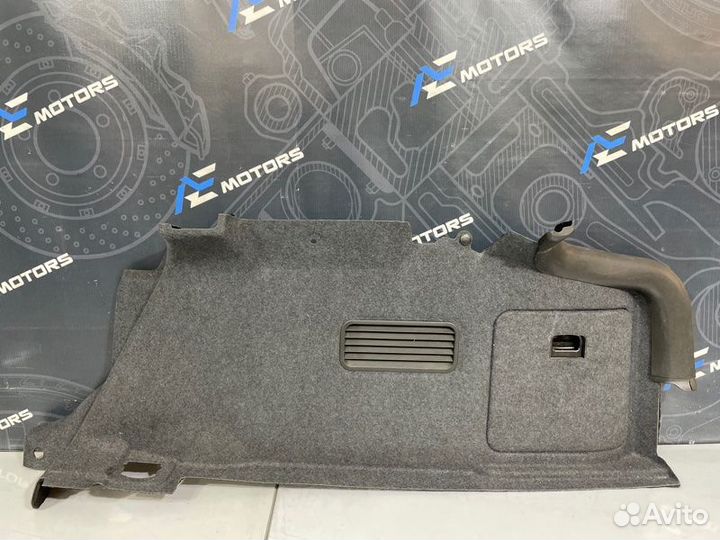 Обшивка багажника правая Audi A6 C5 ASN 2003