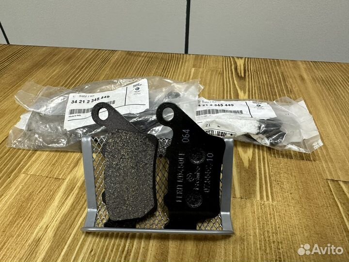 Оригинальные тормозные колодки Bmw F800R