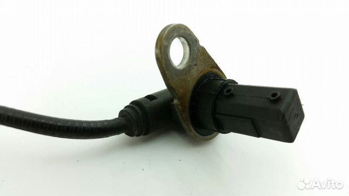 Датчик abs задний правый Nissan Liberty RM12 QR20